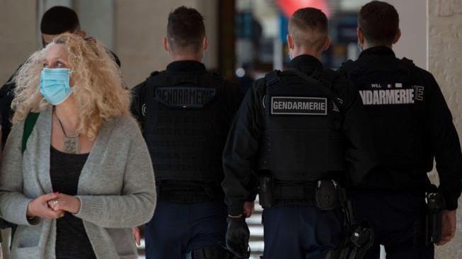 Francia: a processo Lelandais, killer e stupratore seriale