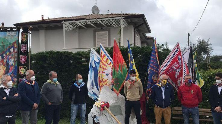 Cerimonia dove nacque il Palio «Tutti uniti per poter ricominciare»