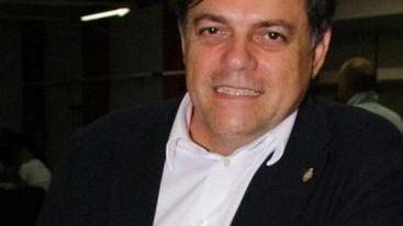 Bufera social sul parcheggio del sindaco