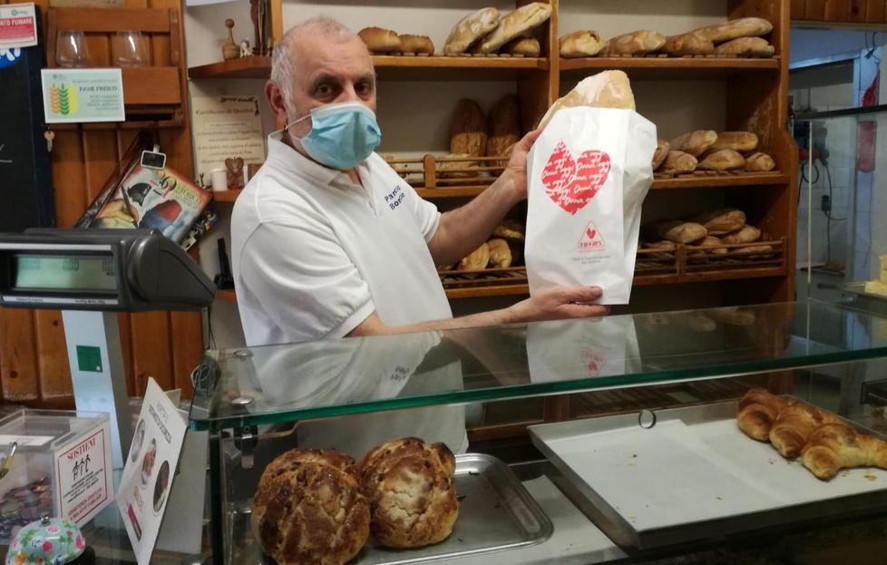 Sulle buste per il pane l’invito a donare il sangue