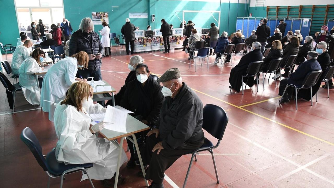 Il sindaco di Silanus: «Campagna vaccinale in forte ritardo»