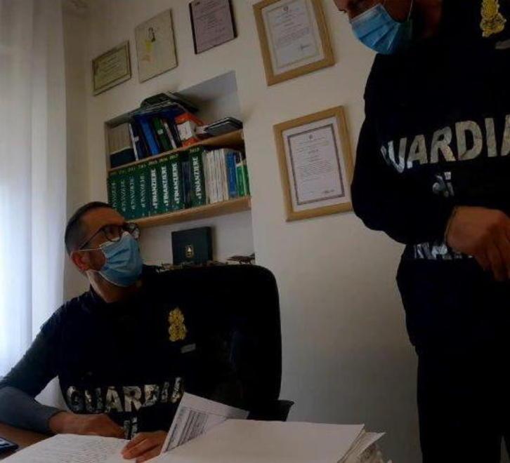 Mazzette in Provincia, la “bustarella” da 1.500 euro pagata dalle ditte in tre rate 
