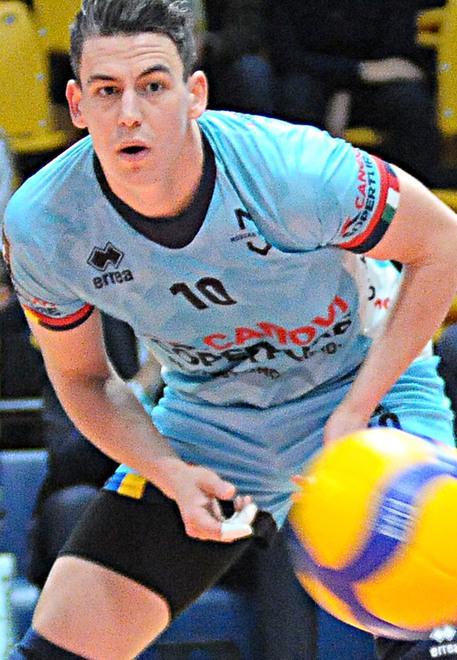 San Pietroburgo dopo Grebennikov vuole anche Leon 