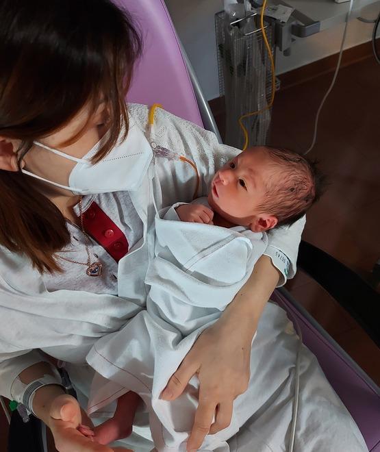 Mamma Vanessa con il piccolo Elia