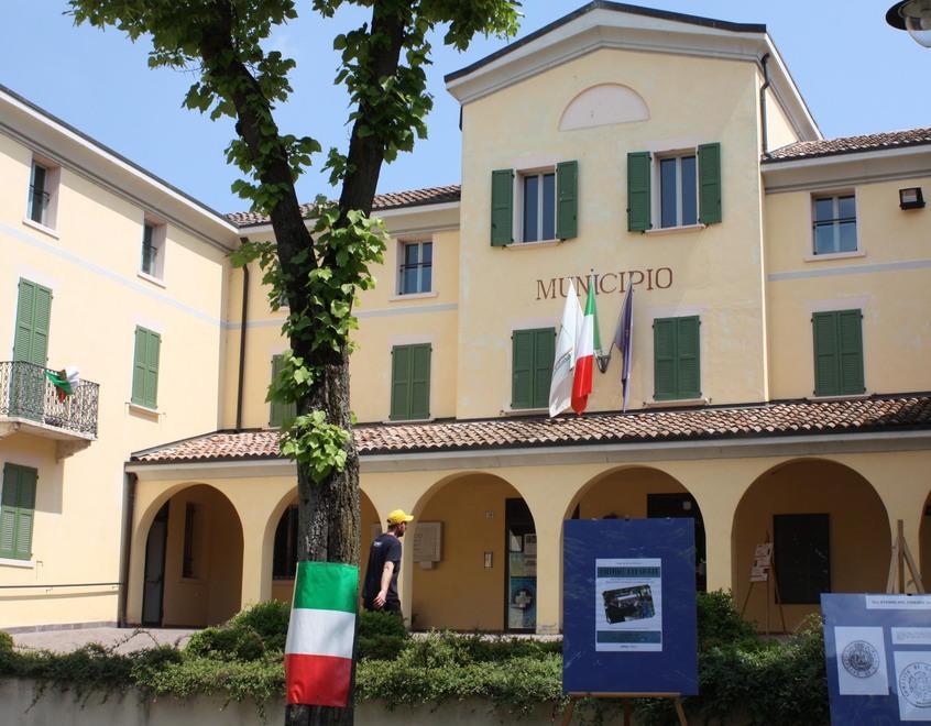 La giunta si arrende alle quote rosa. Appello per trovare una donna assessore 