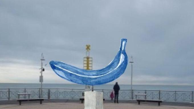 L’Uomo Ragno e la banana blu Mostra “open” a Pietrasanta