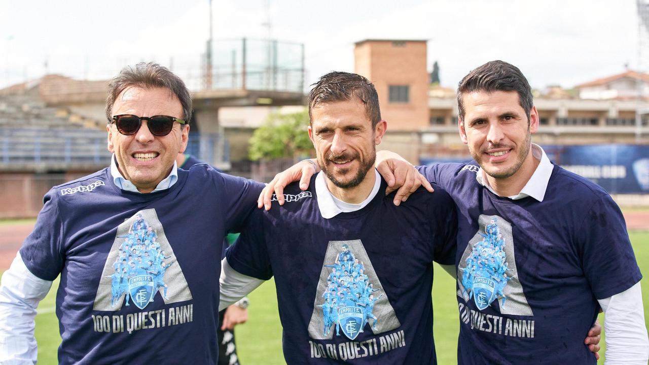 I tre moschettieri: il presidente Corsi, l’allenatore Dionisi e il ds Accardi