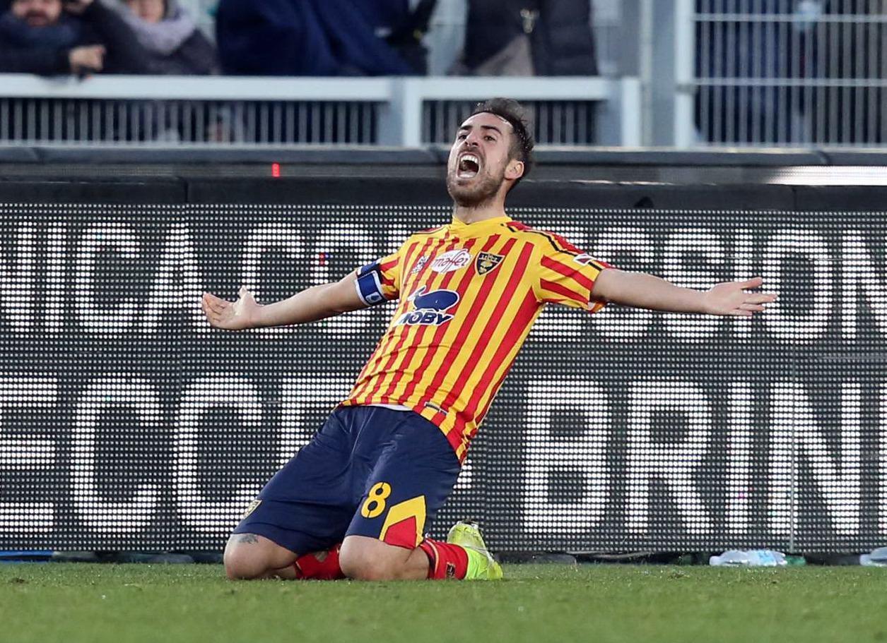 Marco Mancosu, classe 1988, ha esordito in A nel 2007 con il Cagliari ad Ascoli segnando un gol