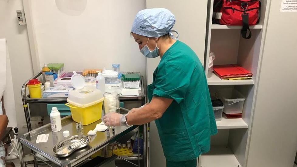 Domenica di vaccini C’è il direttore sanitario del carcere elbano