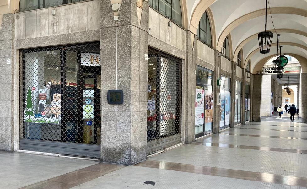 La farmacia di piazza Grande riapre domani (anche di notte) 