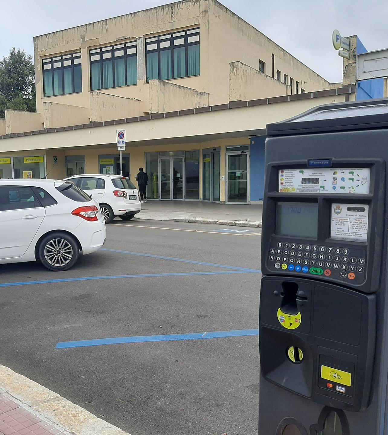 Parcheggi a pagamento, salvi gli ausiliari della sosta 