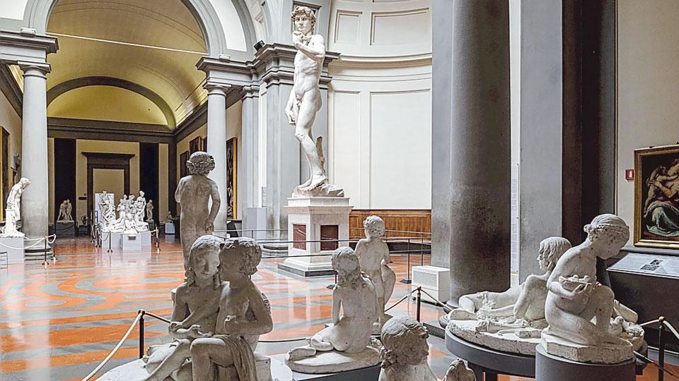 La loggia che ospita il David di Michelangelo nel nuovo allestimento
