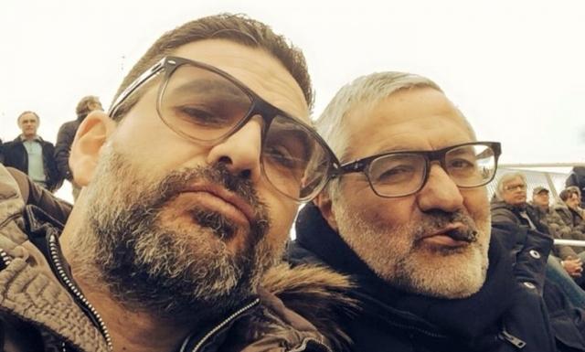 Pino Vitale, a destra, con il figlio Lorenzo che è il direttore sportivo dell’Aglianese prima in classifica nel girone D della serie D