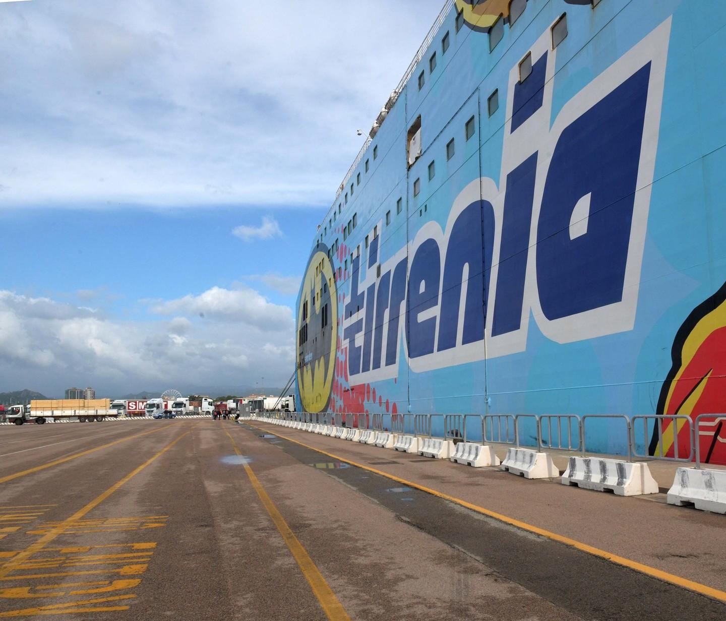 Tirrenia, oggi si decide sul fallimento 