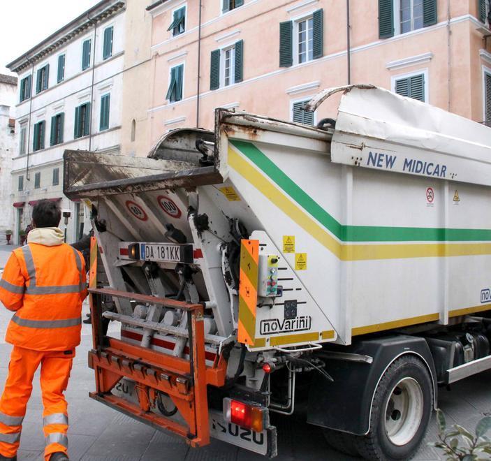 Fusione tra Sea ed Ersu, tanti dubbi da Forte dei Marmi