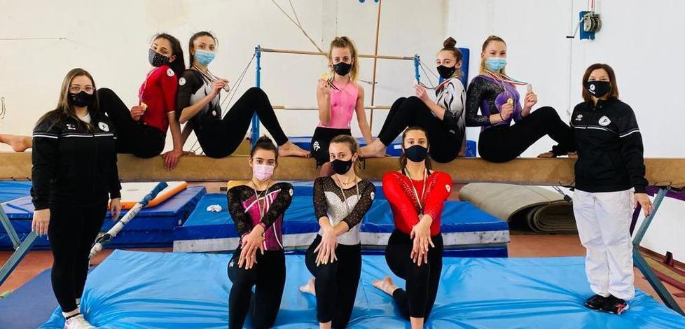 Anna, Naike e le altre Titoli e medaglie per Barbanella Uno ai silver di Livorno