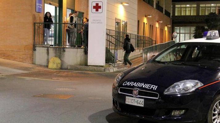 Insulta e minaccia l’infermiera denunciato e mille euro di multa