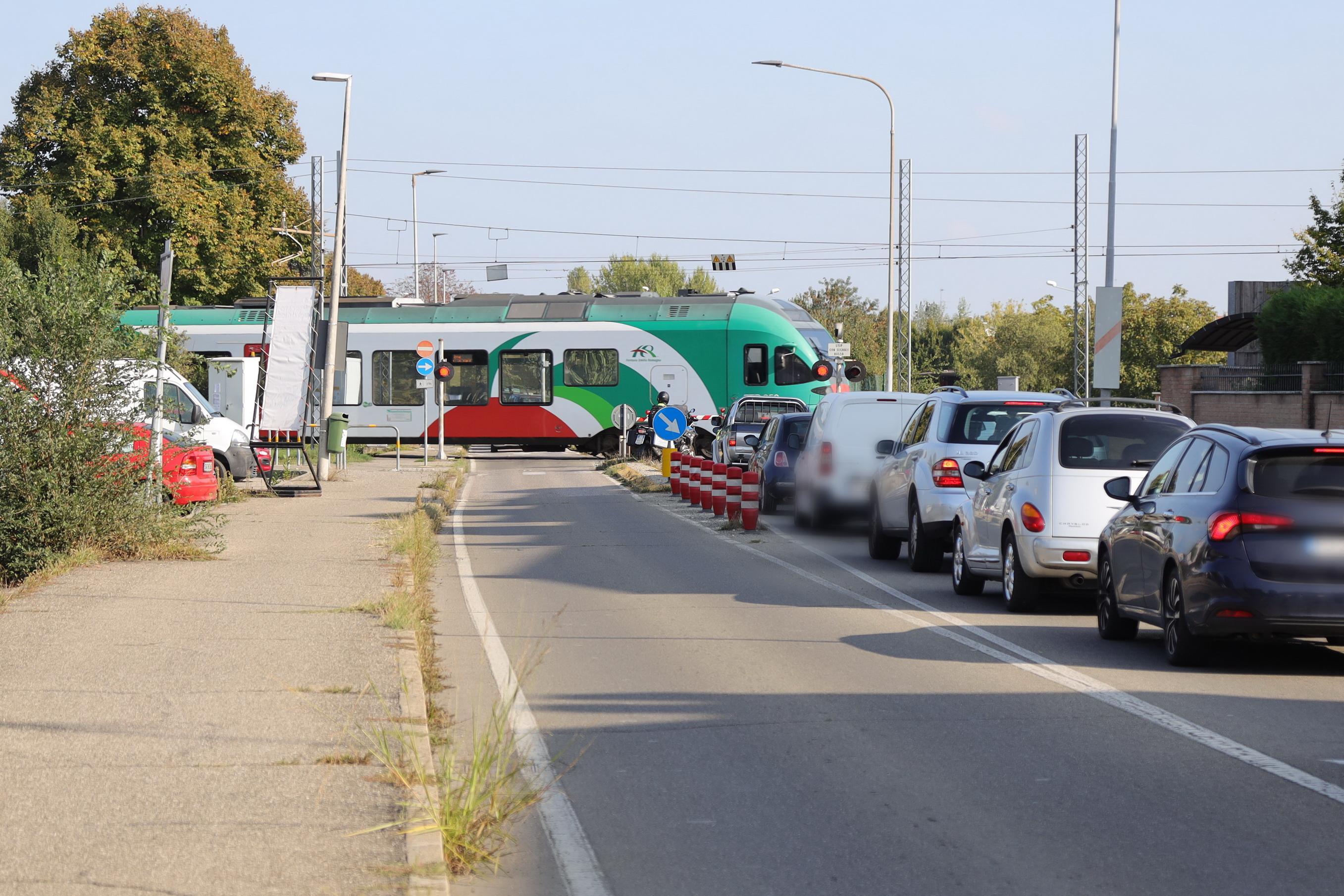 Sondaggio/ Modena,  in via Panni sottopassaggio o ponte ferroviario? Via alla consultazione 