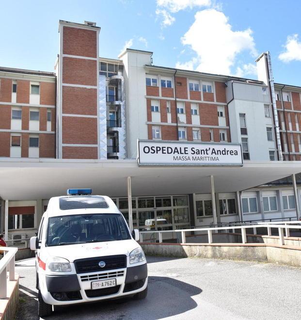 Cinque ore d’attesa al pronto soccorso per una caviglia