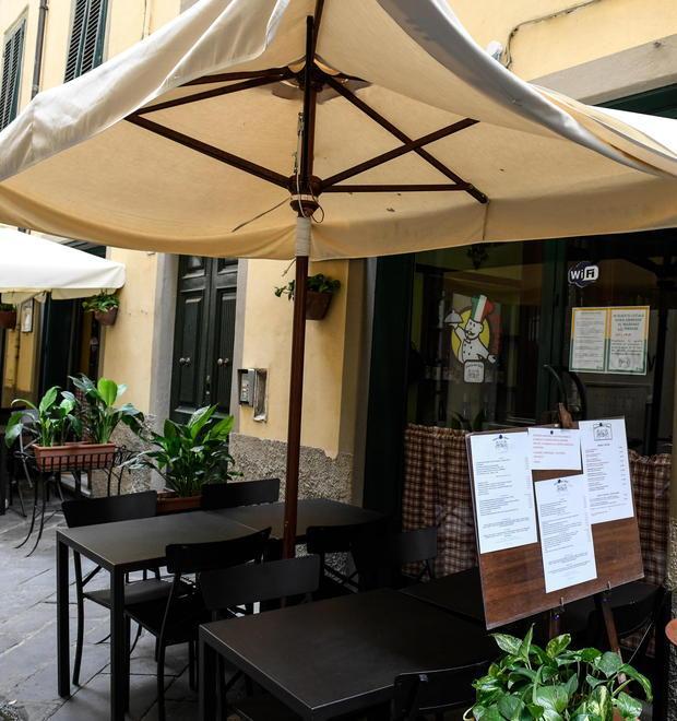 L’osteria del Neni vuole un cuoco e due camerieri: come candidarsi