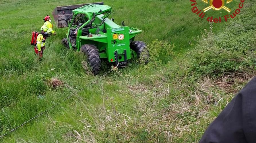 Pavullo, 74enne muore schiacciato dal trattore