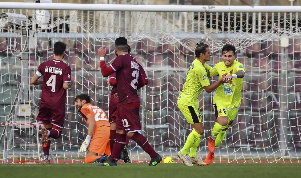 Lucchese, la falla che ha causato il naufragio è la fase difensiva da incubo: 60 gol al passivo 