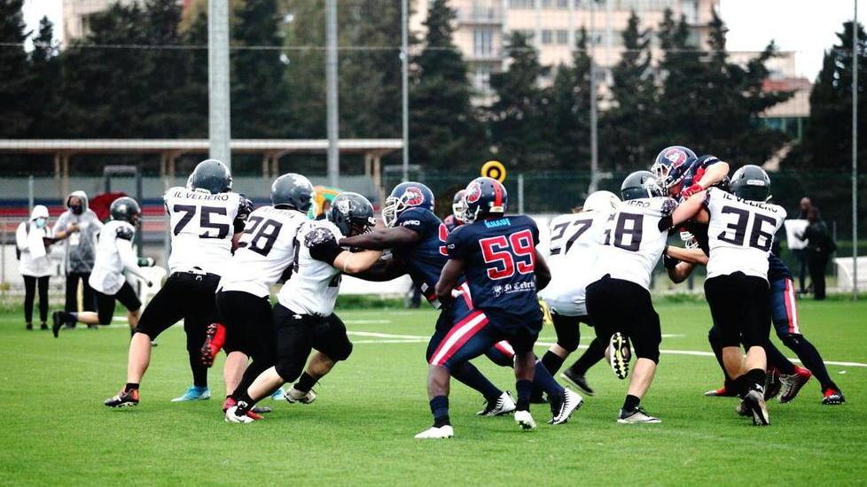 Raiders Pisa battuti all’esordio E domani l’assalto ai Guelfi