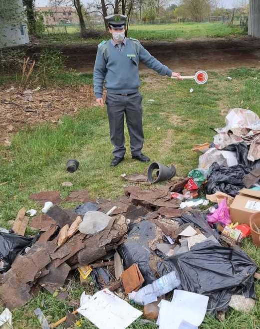 Un’altra discarica abusiva 