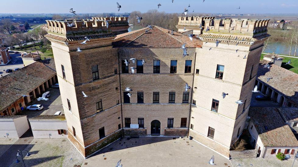 Il bosco e l’oasi rinascono Cinquecento alberi e laghetti 