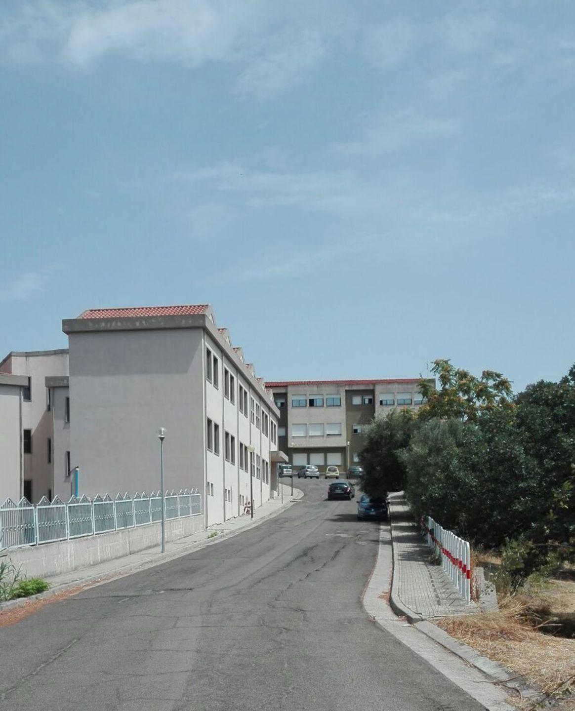 Punti vaccinali della Assl promessi ma mai aperti 