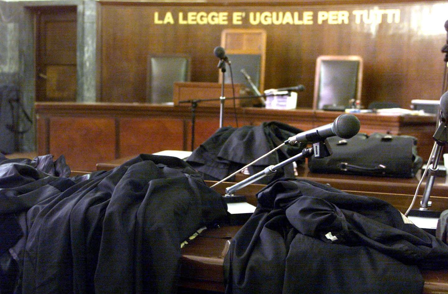 Maltrattamenti in famiglia mamma condannata 