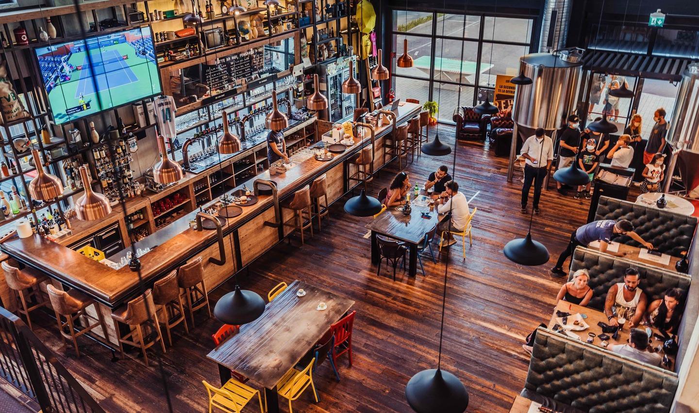 Alla toga preferisce la birra: il suo impero vale 60 milioni 