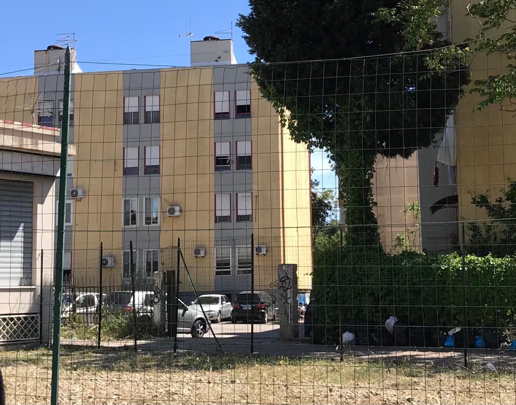 Il palazzo di via Piero della Francesca a Cagliari dove è avvenuta la tragedia (foto Mario Rosas)