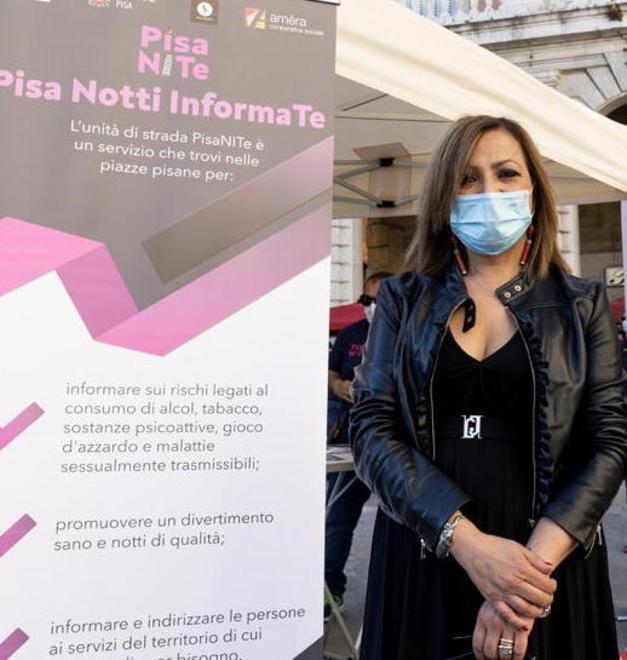 Ai giovani etilometro monouso, mascherina e gel disinfettante per la Pisa notturna