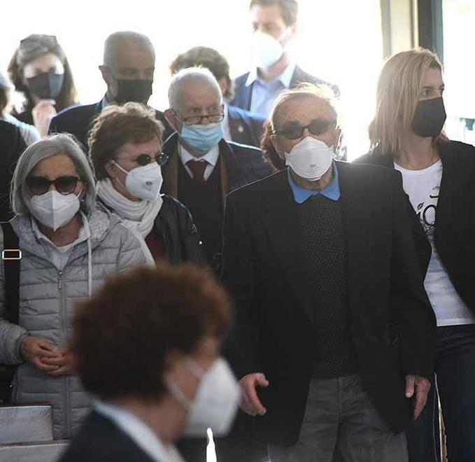 L’abbraccio di Marina alla “sua” Tiziana 