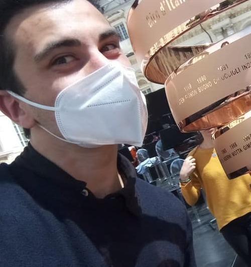 Matteo con la sua musica porta la Garfagnana al via del Giro d’Italia