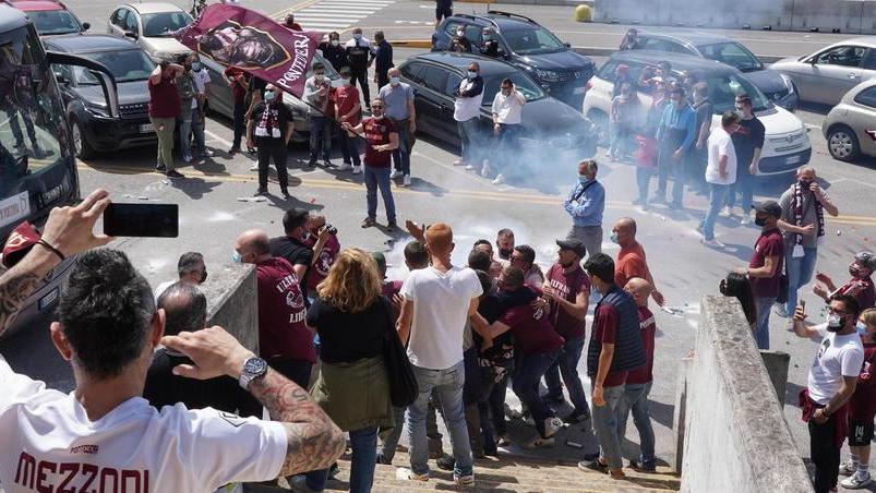 Il Pontedera insegue il sogno con la spinta del suo popolo