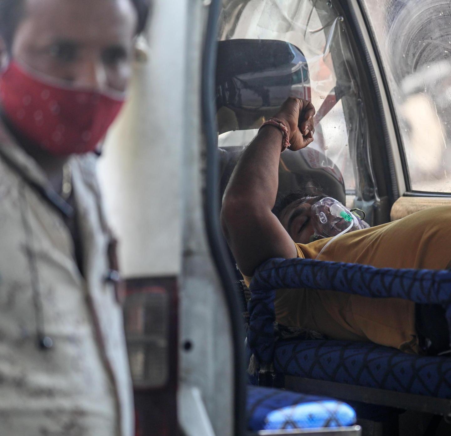 [EMPTYTAG]In India oltre 4mila morti per Covid in un giorno 