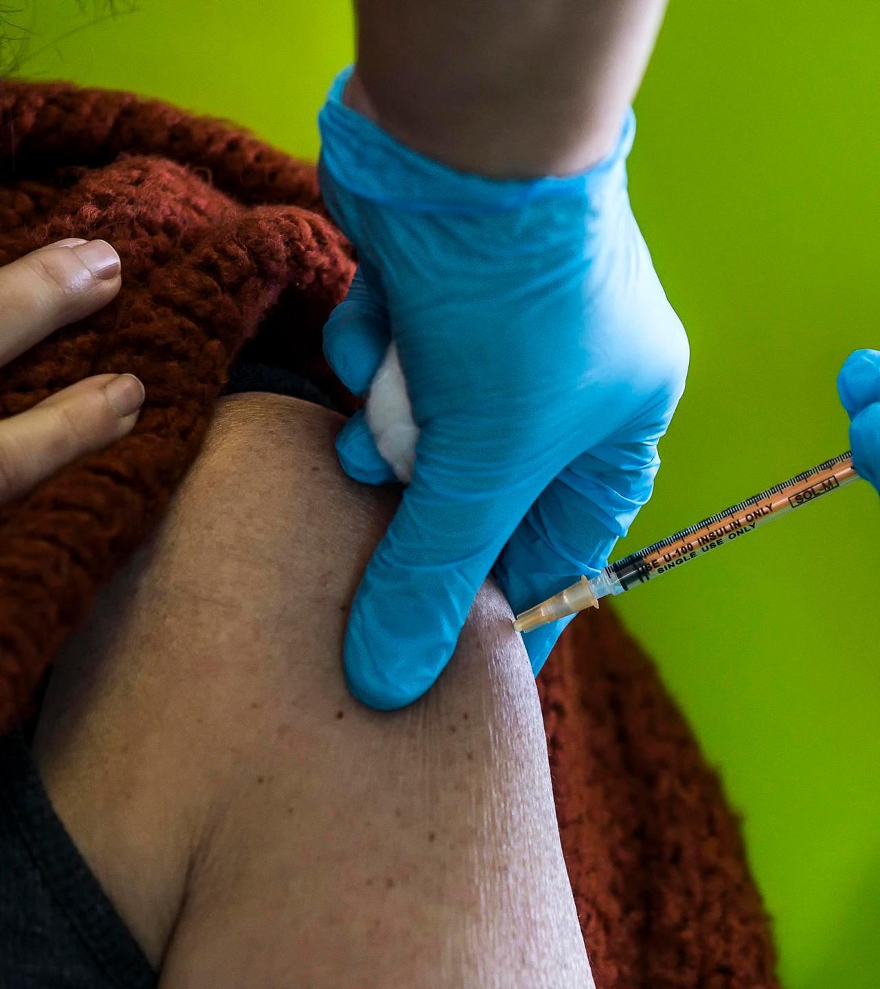 La Maddalena: sopralluogo di Assl, esercito e Comune prima della vaccinazione di massa