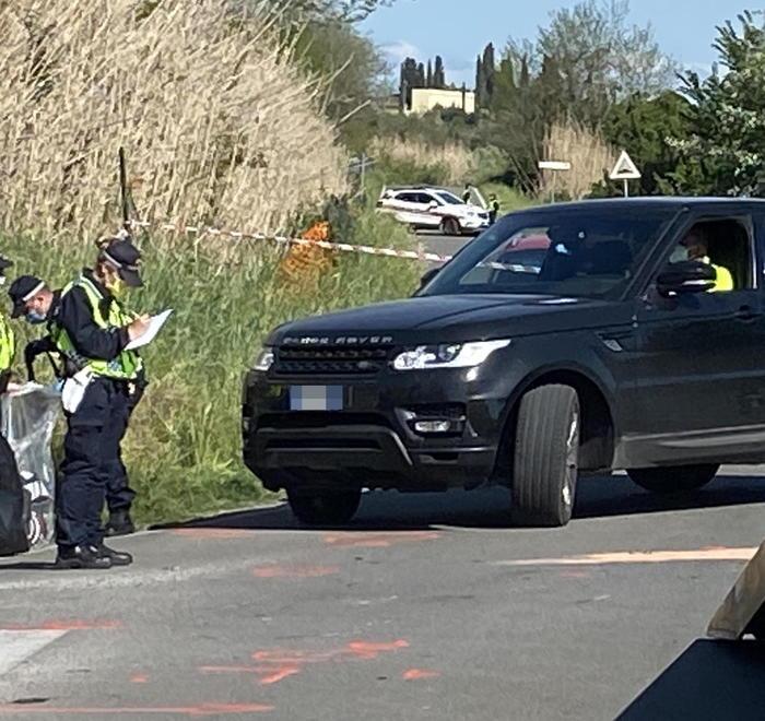 L'auto contro cui si è schiantata la moto di Sara Campinotti
