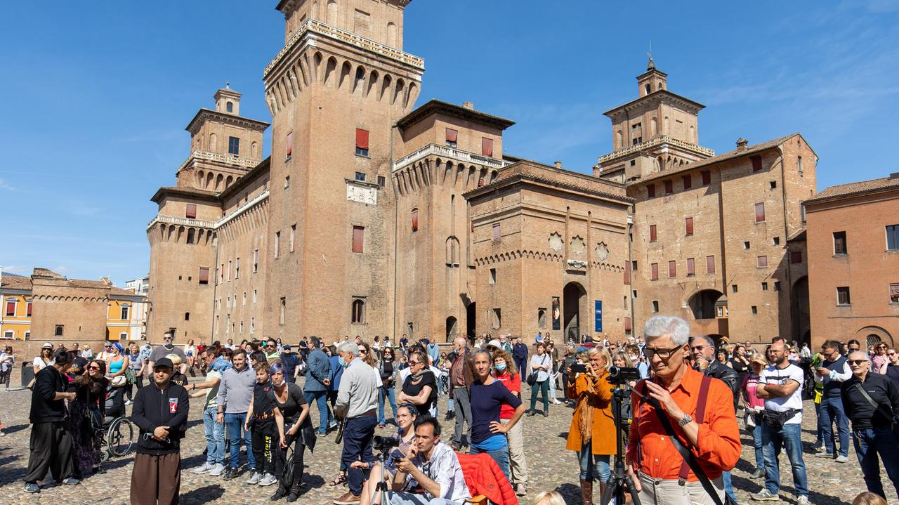 Ferrara. No paura day: 51 sanzioni da 400 euro a chi non portava la mascherina