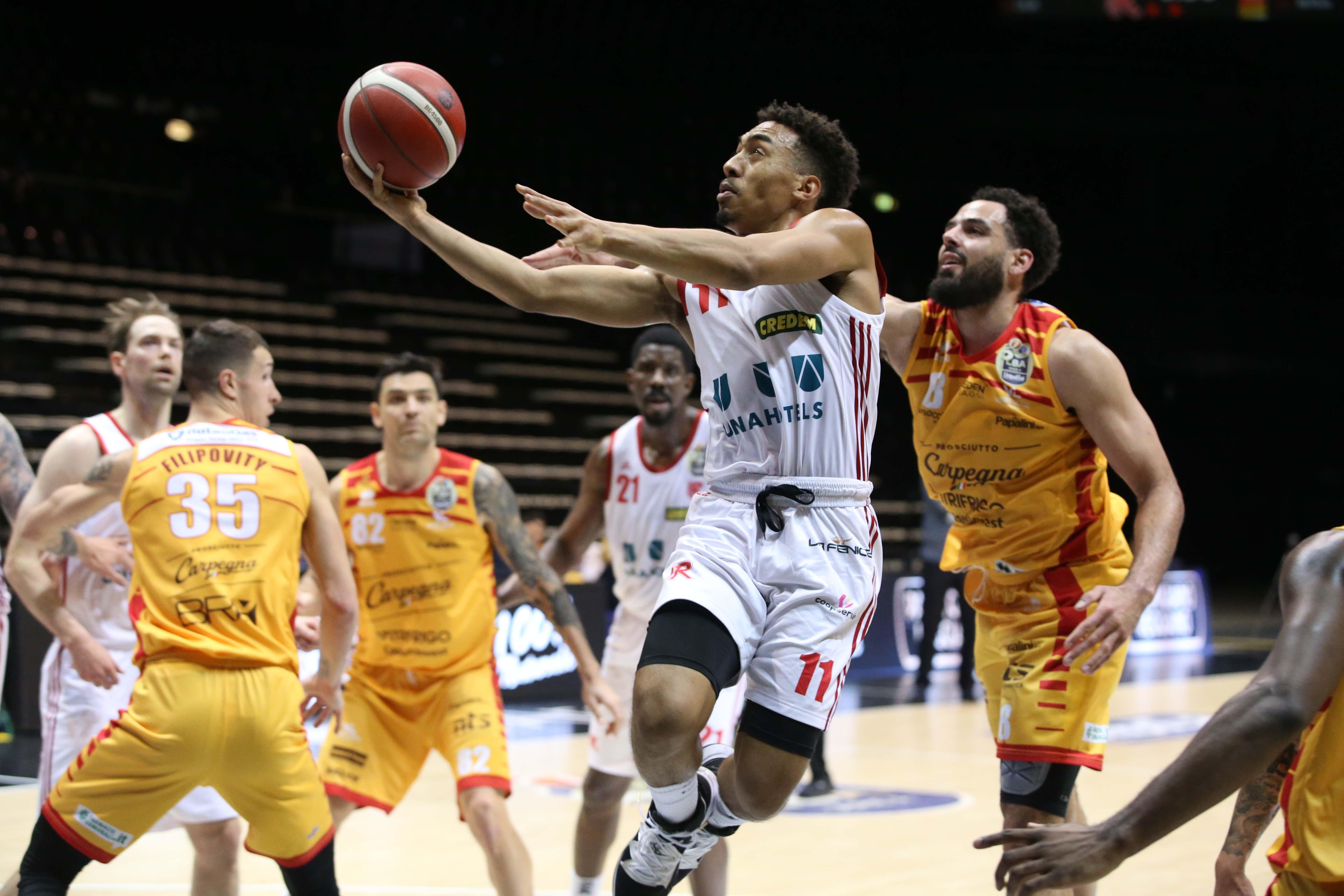 Il play reggiano Brandon Taylor