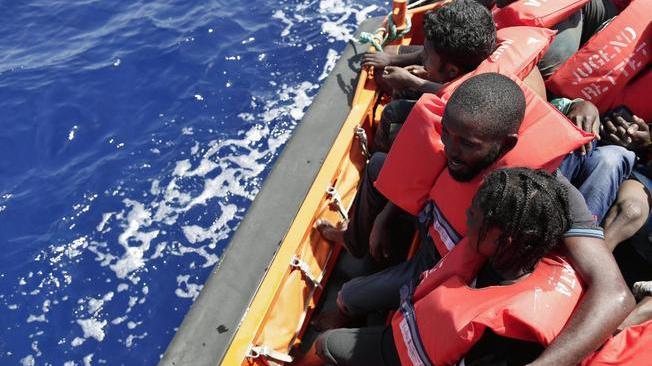 Unhcr, 23 migranti dispersi in un naufragio in Libia