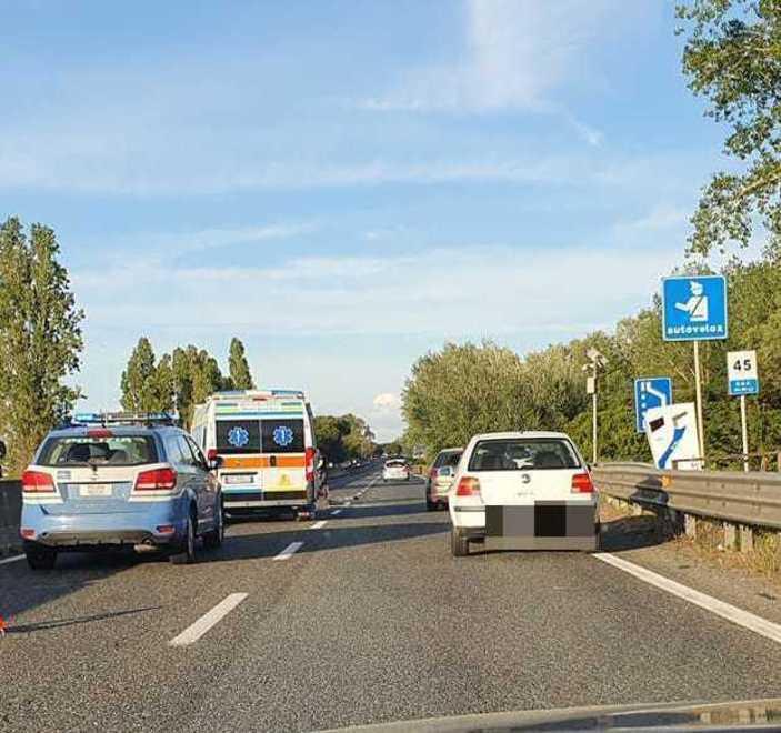Tamponamento in Fi-Pi-Li, il rientro dal mare è un incubo