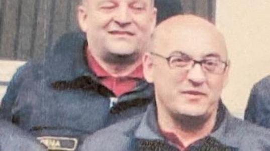 I pompieri del distaccamento festeggiano Remo e Moreno