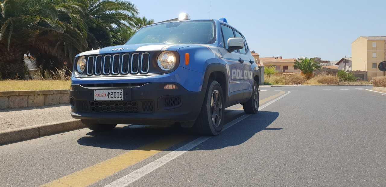 Minaccia i familiari con una roncola, arrestato 25enne a Silì