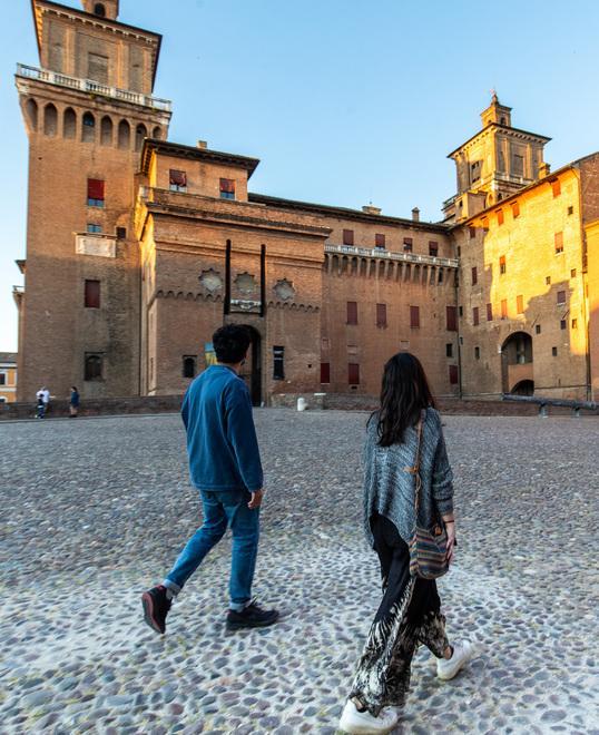 Amori, tragedie, intrighi e segreti Ferrara capitale in cinque itinerari 