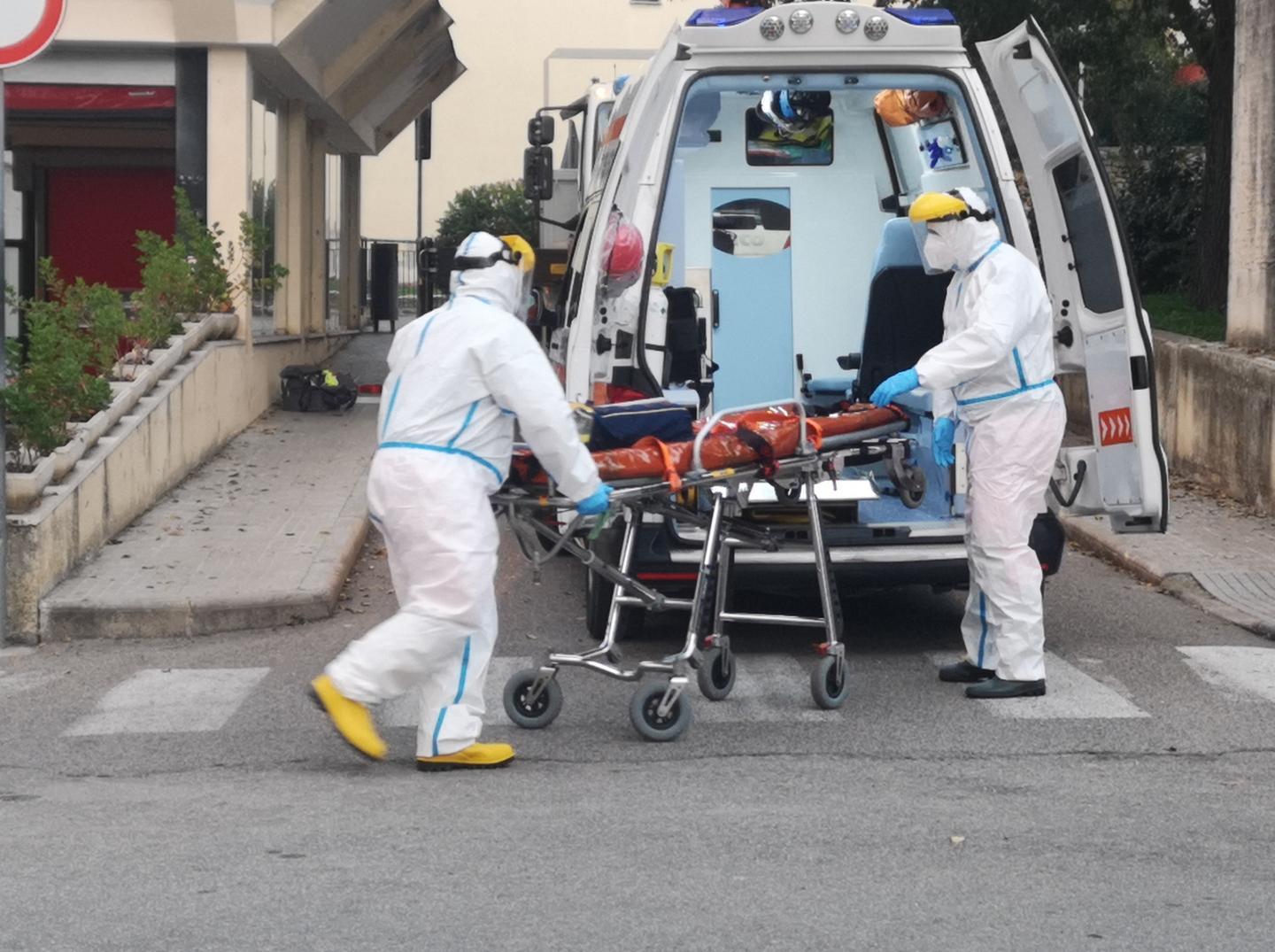 Chirurgia troppo lenta e l’hub sta esplodendo 