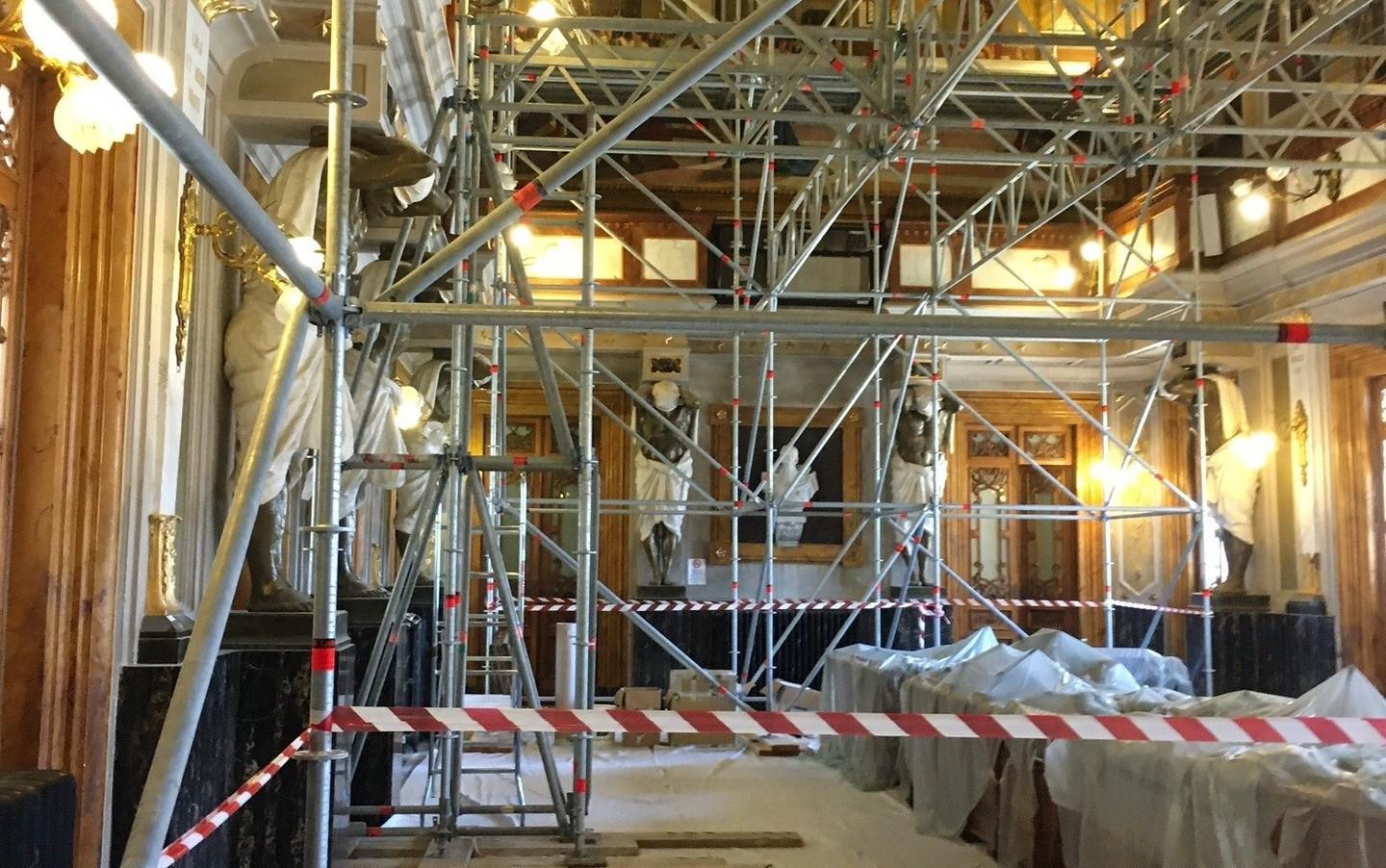 Nella sala Sciuti si lavora per restituirla alla città 