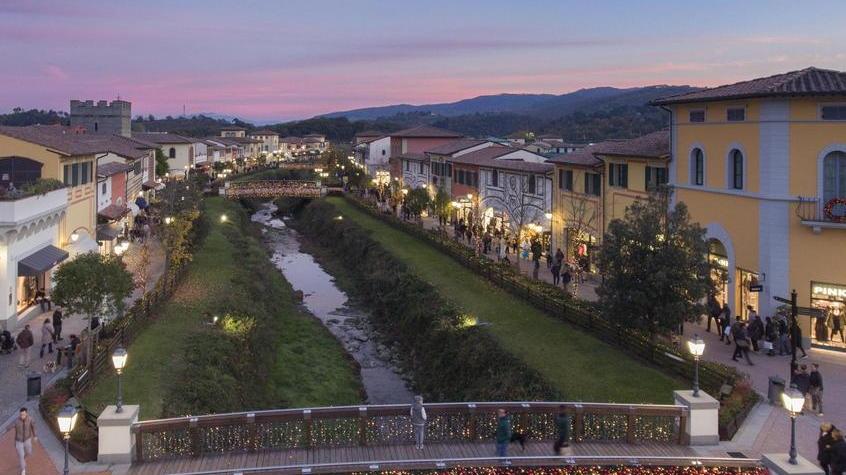 Brugnato, Barberino e The Mall: gli outlet cercano commessi